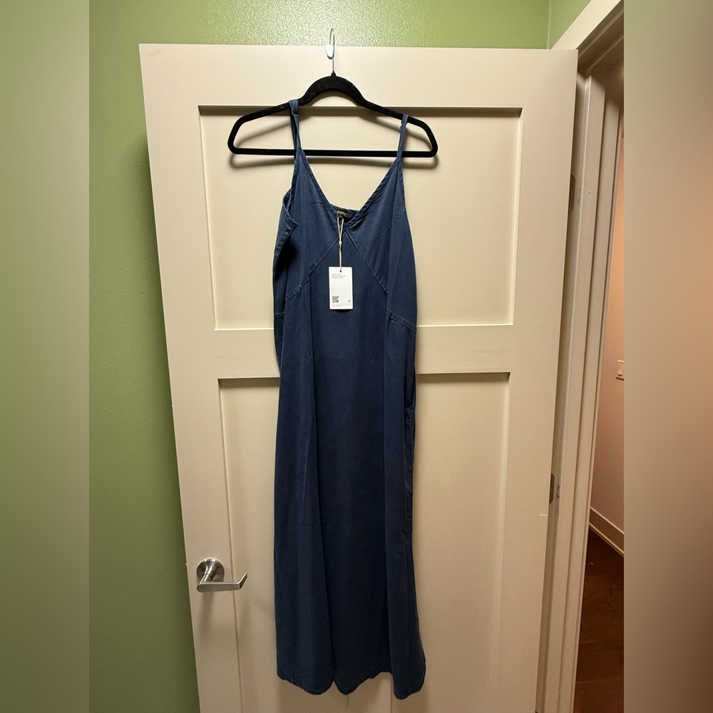 Quince Maxi Sundress NWT